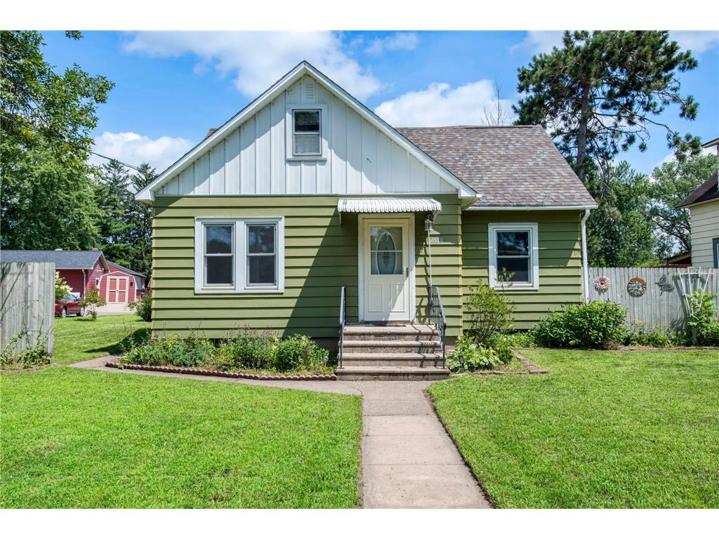 1688 Western Avenue Cumberland WI 54829 6763052 image1