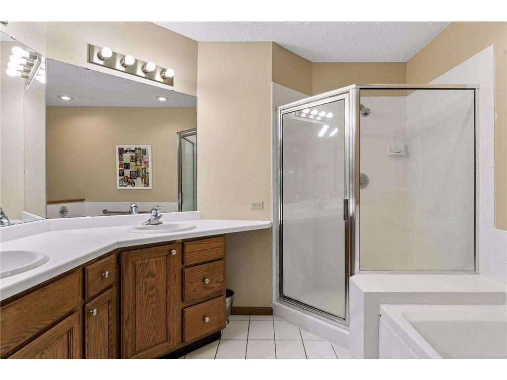 1688 Wexford Way Woodbury MN 55125 7059988 image21