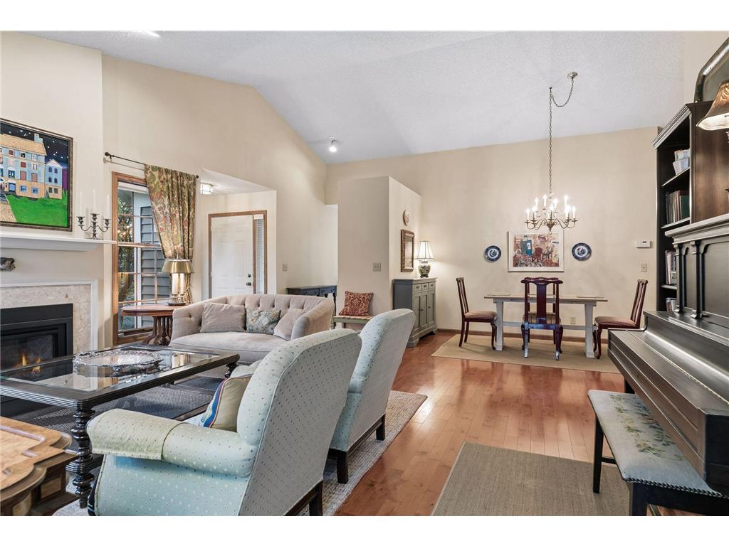 1688 Wexford Way Woodbury MN 55125 7059988 image9