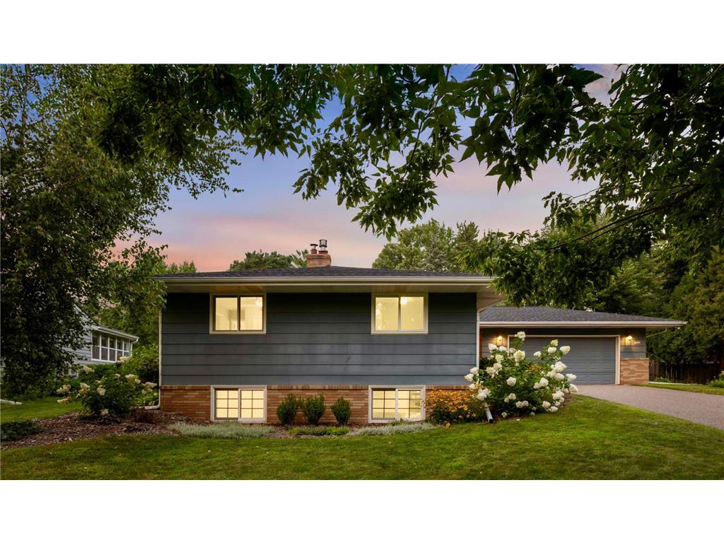 1689 County Road C2 W Roseville MN 55113 6763416 image1