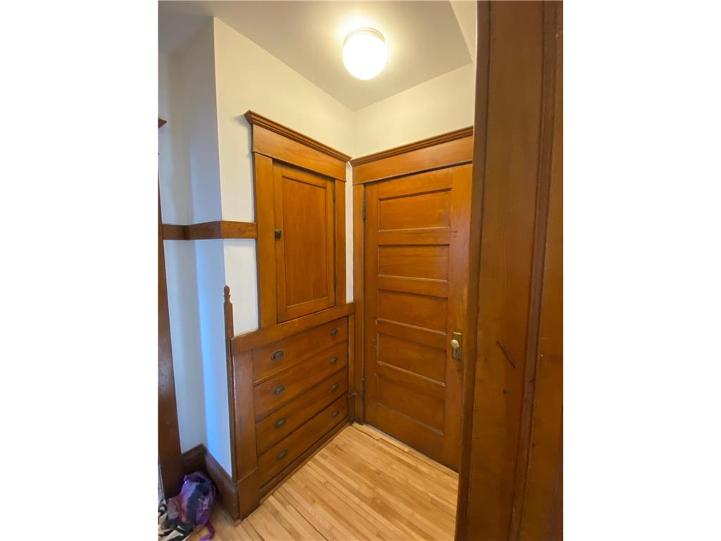 1689 Dayton Avenue Saint Paul MN 55104 7104199 image18
