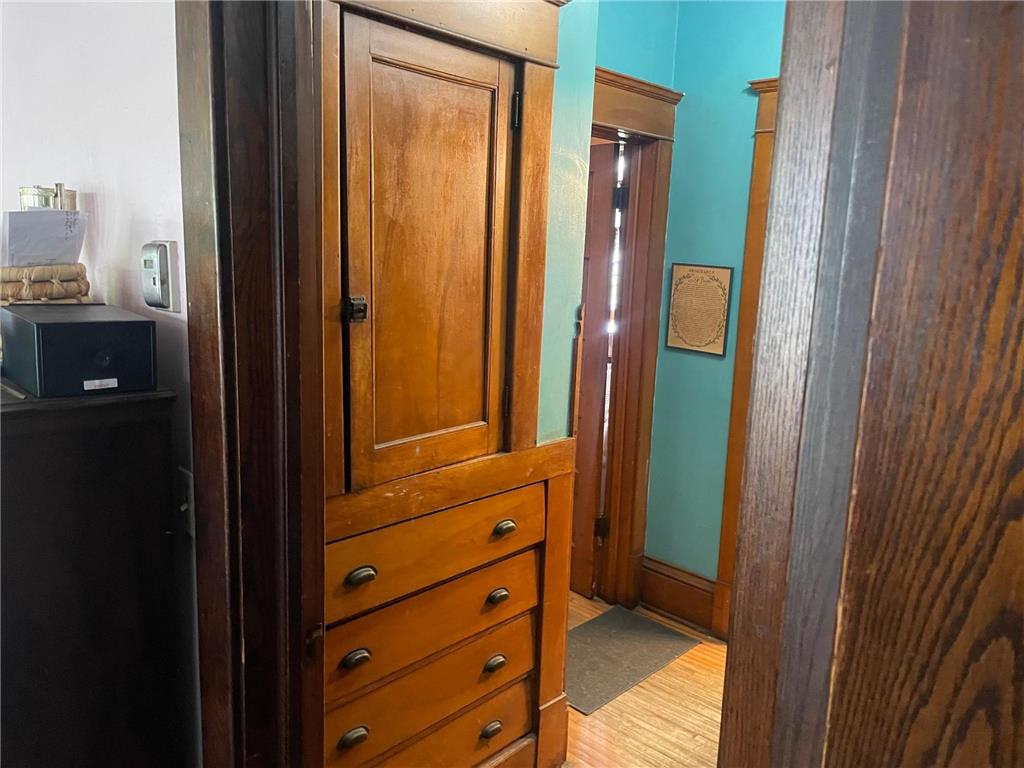 1689 Dayton Avenue Saint Paul MN 55104 7104199 image30