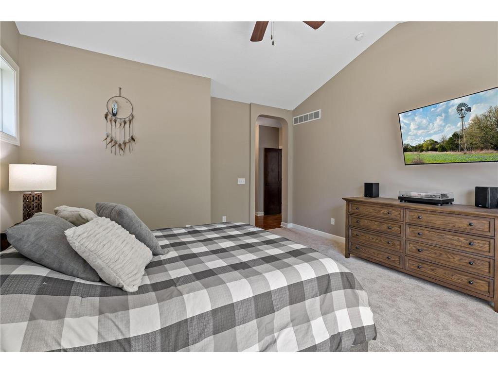 16899 E Lake Drive Lakeville MN 55044 7022641 image29