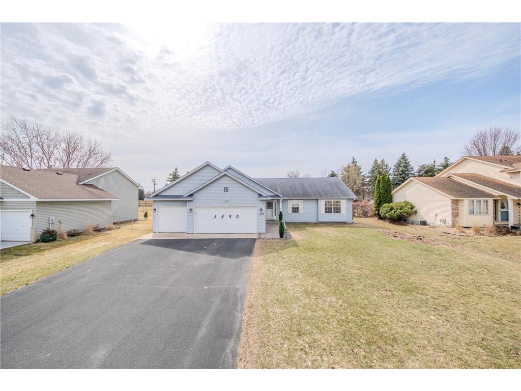1690 125th Lane NE Blaine MN 55449 7047952 image1