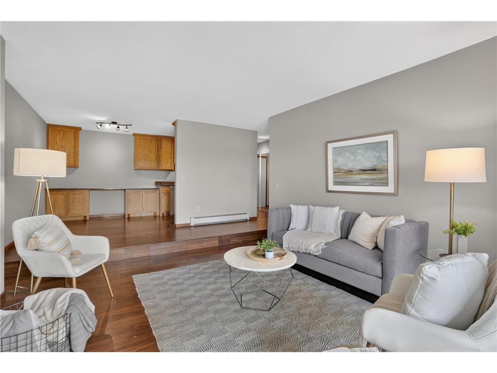 1690 Highway 36 W #320 Roseville MN 55113 7087597 image10