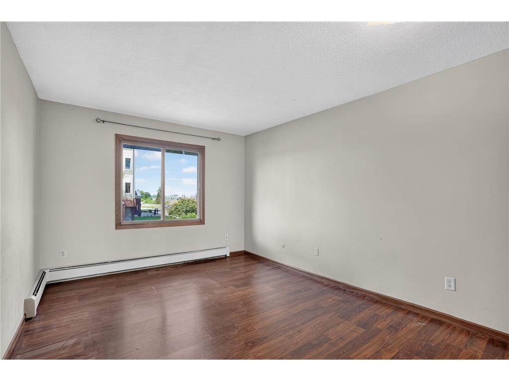 1690 Highway 36 W #320 Roseville MN 55113 7087597 image17