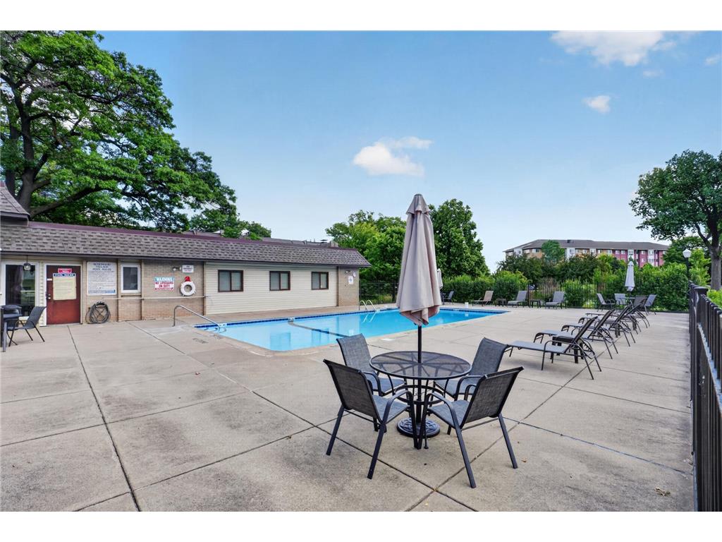 1690 Highway 36 W #320 Roseville MN 55113 7087597 image21