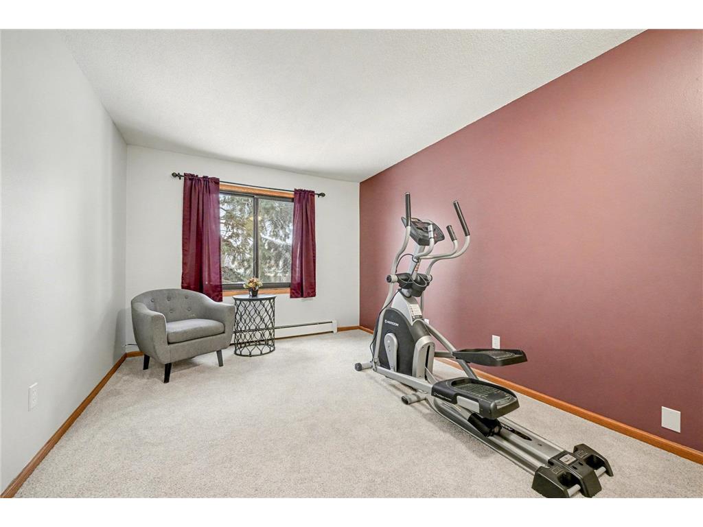 1690 Highway 36 w #224 Roseville MN 55113 6821118 image12