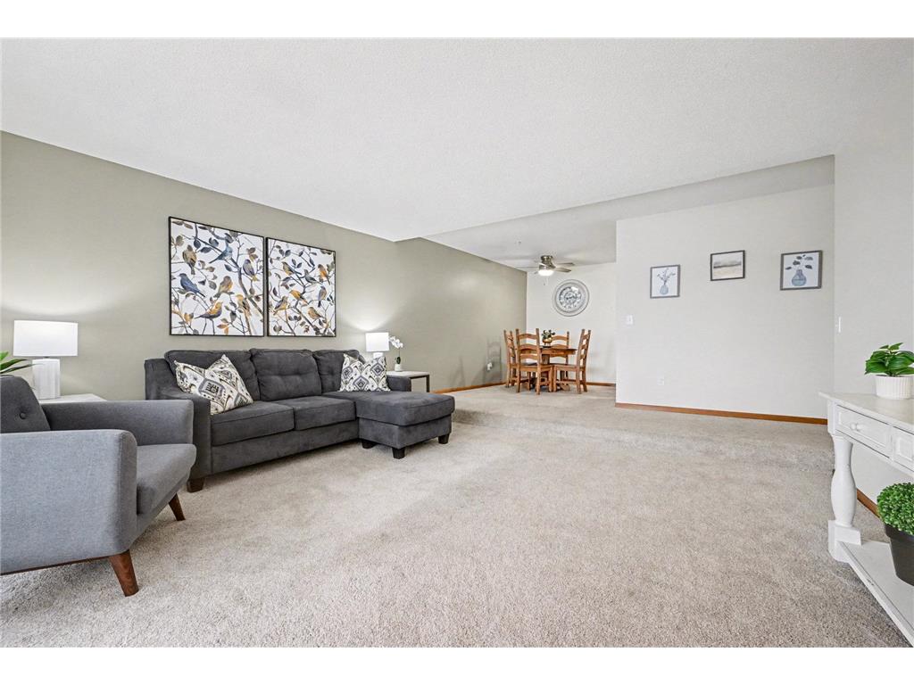 1690 Highway 36 w #224 Roseville MN 55113 6821118 image15