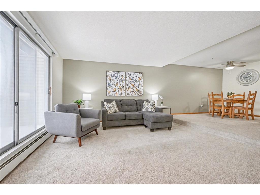 1690 Highway 36 w #224 Roseville MN 55113 6821118 image16