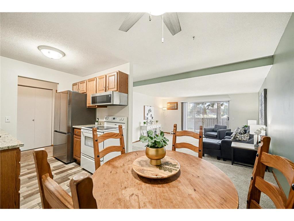 1690 Highway 36 w #224 Roseville MN 55113 6821118 image2