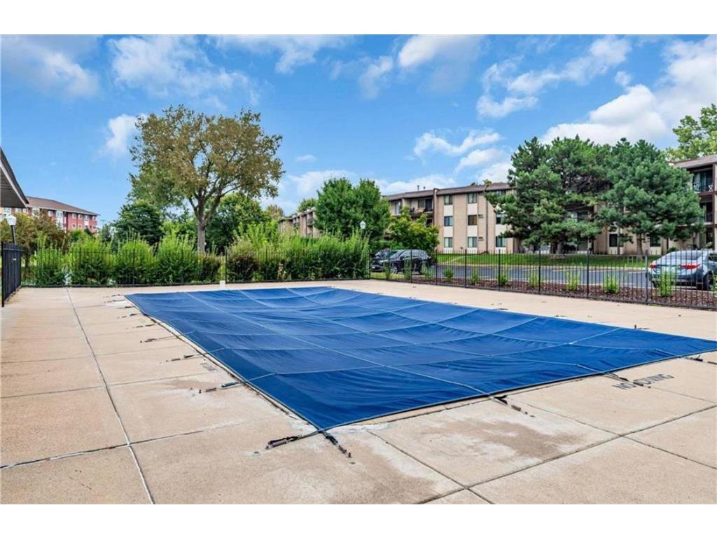 1690 Highway 36 w #224 Roseville MN 55113 6821118 image22