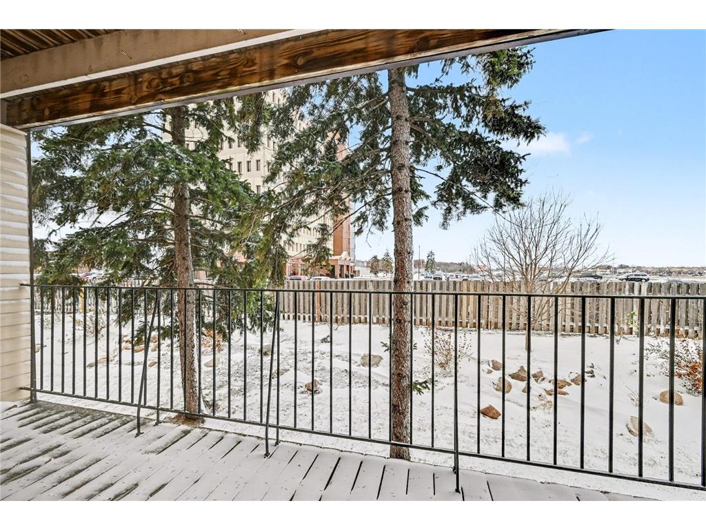 1690 Highway 36 w #224 Roseville MN 55113 6821118 image3