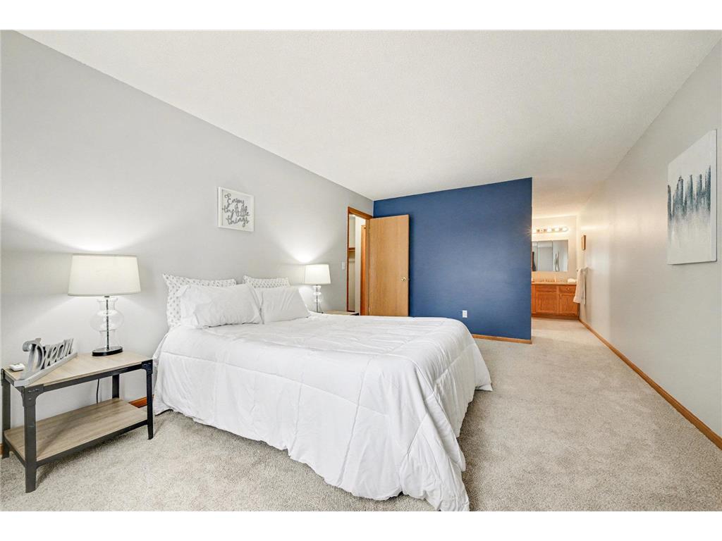 1690 Highway 36 w #224 Roseville MN 55113 6821118 image8