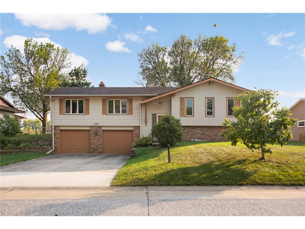 1690 Rockstone Lane New Brighton MN 55112 - Long Lake 6578563 image1