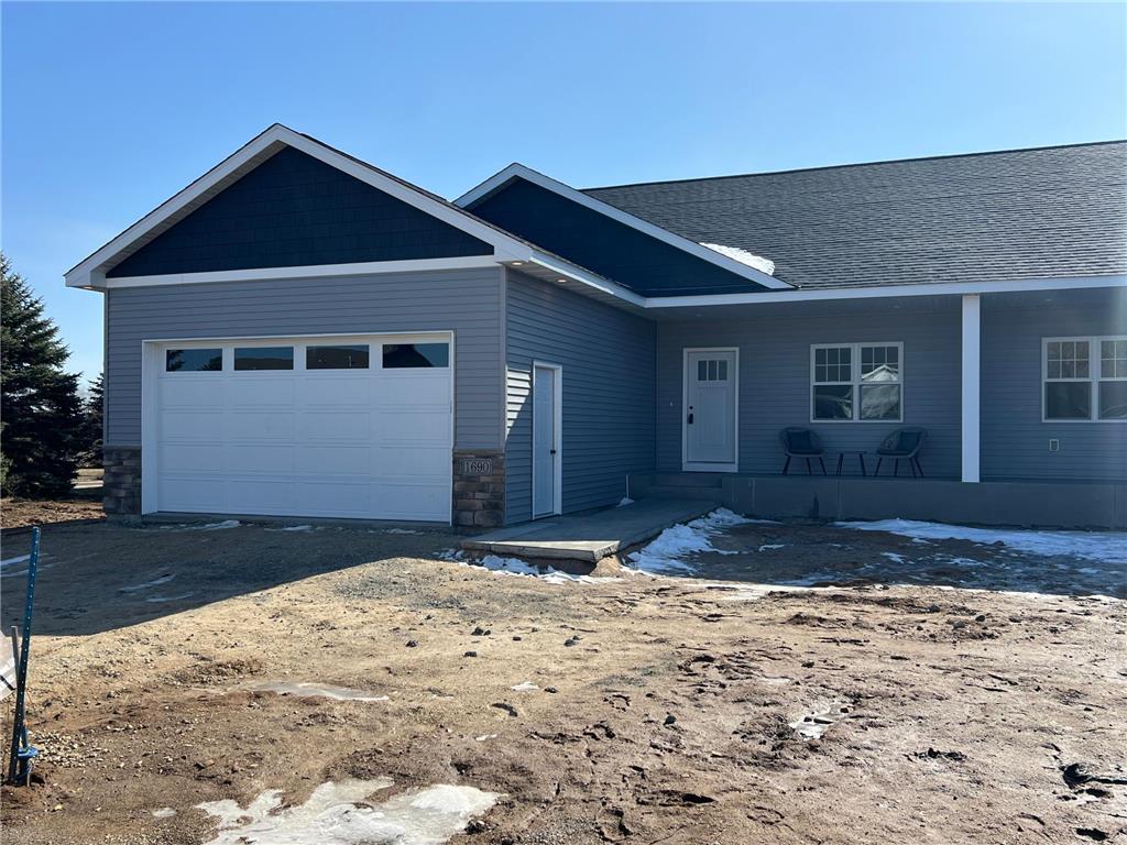 1690 Squirrel Way New Richmond WI 54017 6493743 image1