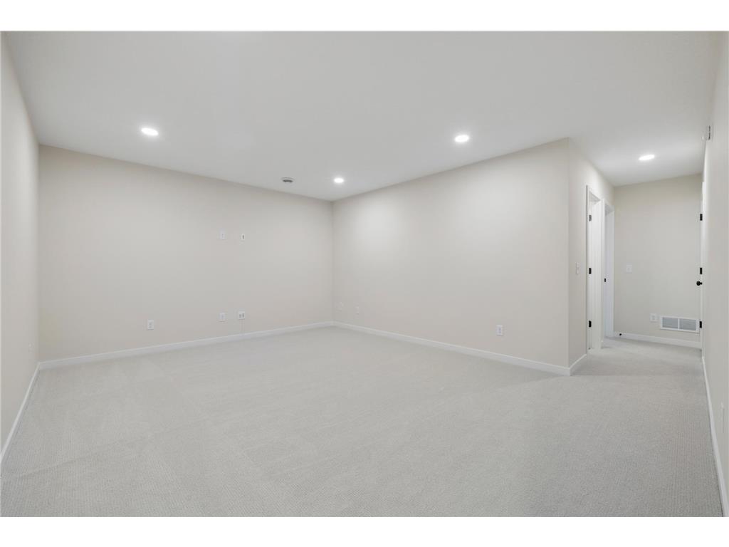 16905 Draft Horse Boulevard Lakeville MN 55044 7081221 image32