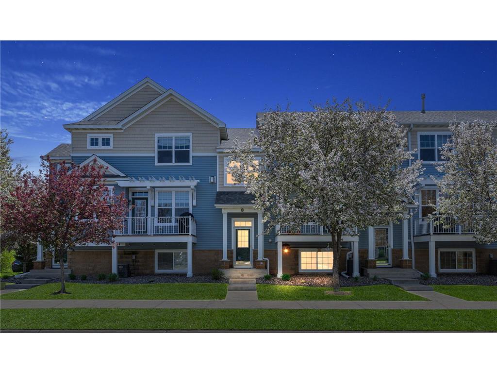 1691 Village Trail E #6 Maplewood MN 55109 6386712 image1