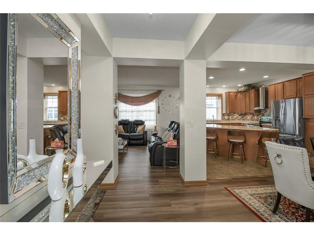 1691 Village Trail E #7 Maplewood MN 55109 7087557 image12
