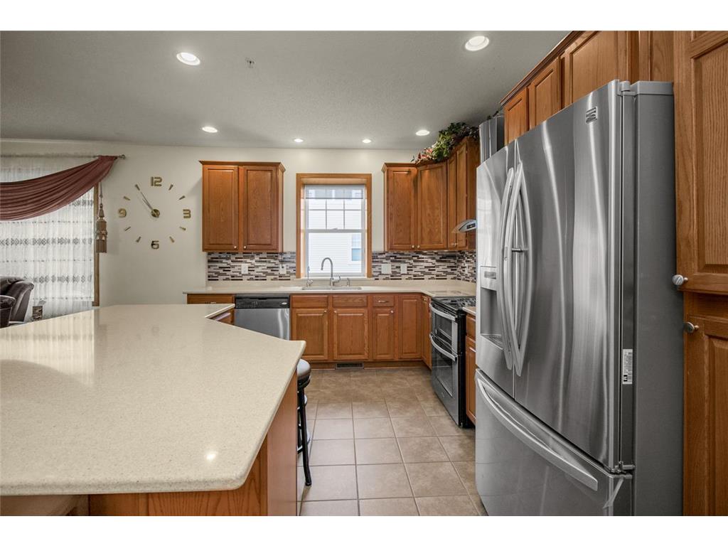 1691 Village Trail E #7 Maplewood MN 55109 7087557 image18