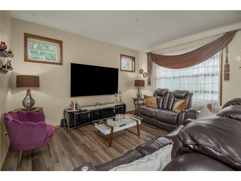 1691 Village Trail E #7 Maplewood MN 55109 7087557 image22