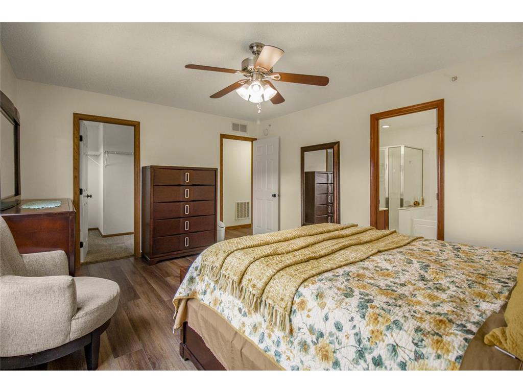 1691 Village Trail E #7 Maplewood MN 55109 7087557 image28