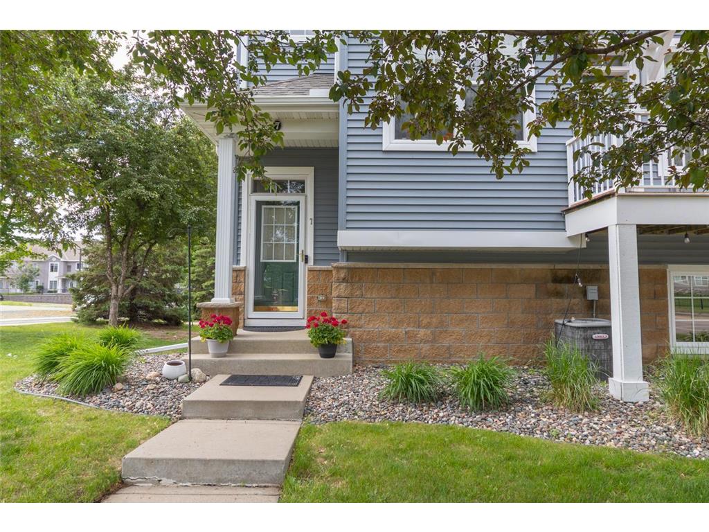 1691 Village Trail E #7 Maplewood MN 55109 7087557 image3