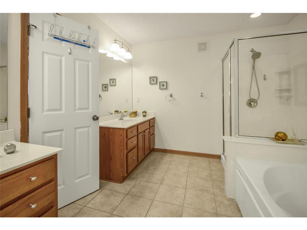 1691 Village Trail E #7 Maplewood MN 55109 7087557 image30