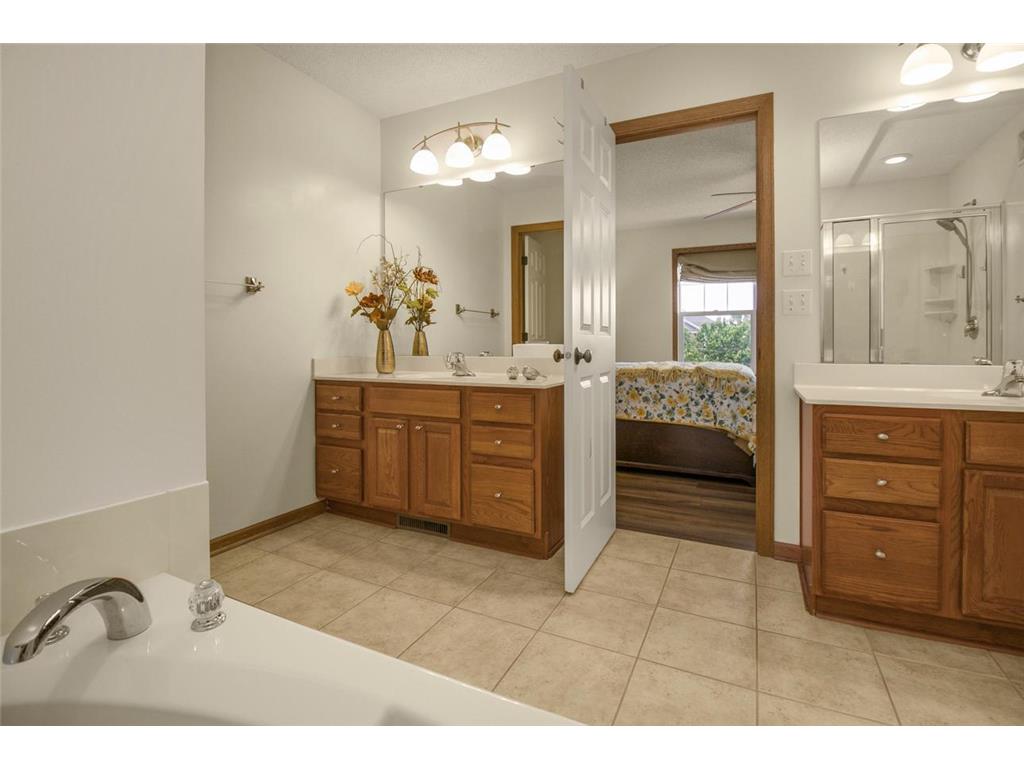 1691 Village Trail E #7 Maplewood MN 55109 7087557 image31