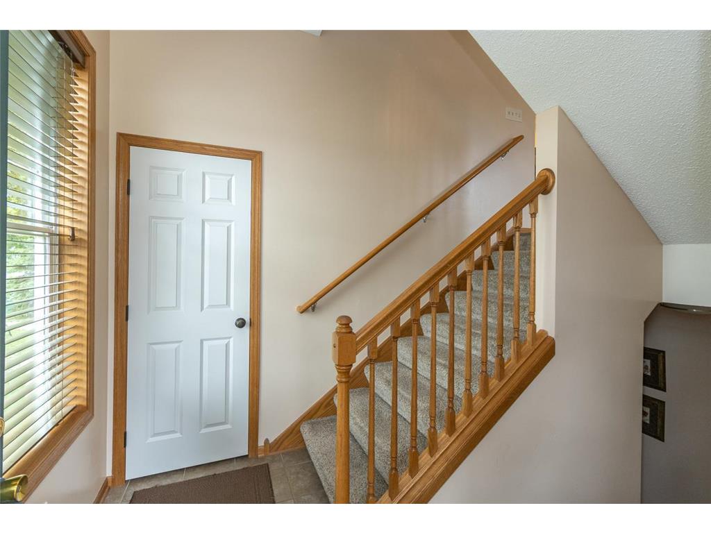 1691 Village Trail E #7 Maplewood MN 55109 7087557 image4