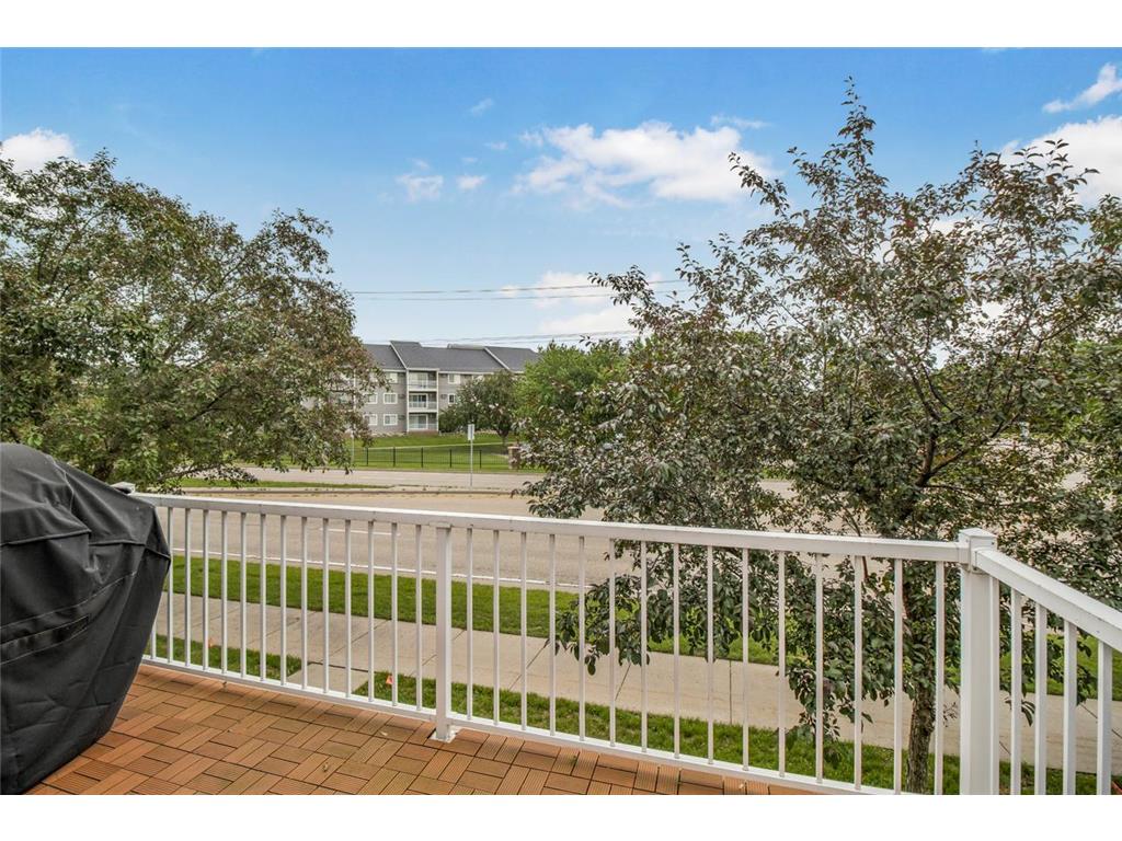 1691 Village Trail E #7 Maplewood MN 55109 7087557 image9