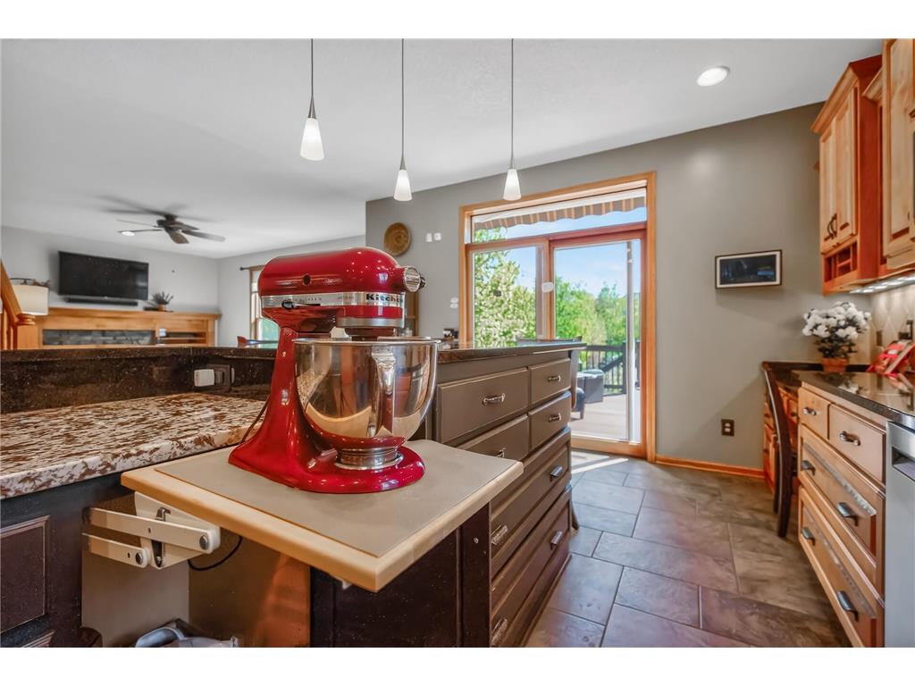 16917 73rd Place N Maple Grove MN 55311 7069686 image7