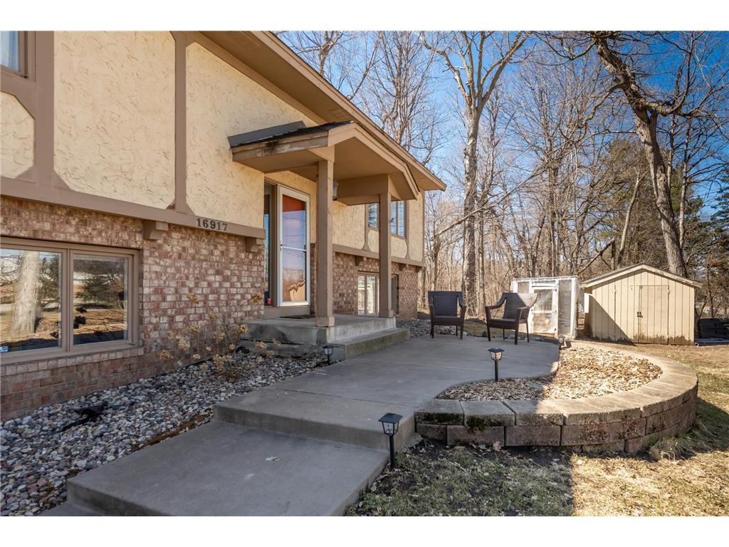 16917 Lake Street Extension Minnetonka MN 55345 7064093 image4