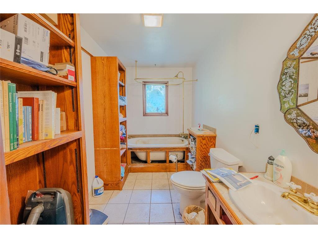 1692 Highway 73 Hibbing MN 55746 - Janette 7097201 image29