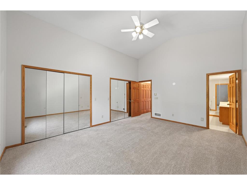 1692 Kerry Lane Woodbury MN 55125 7051204 image18