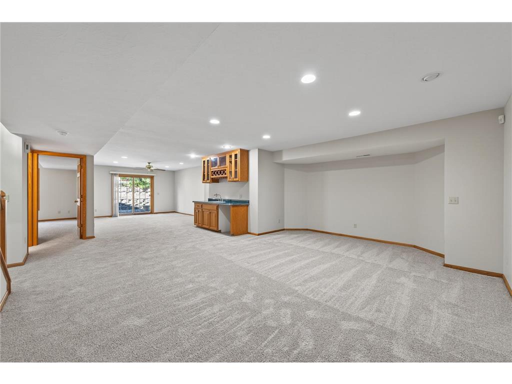1692 Kerry Lane Woodbury MN 55125 7051204 image24