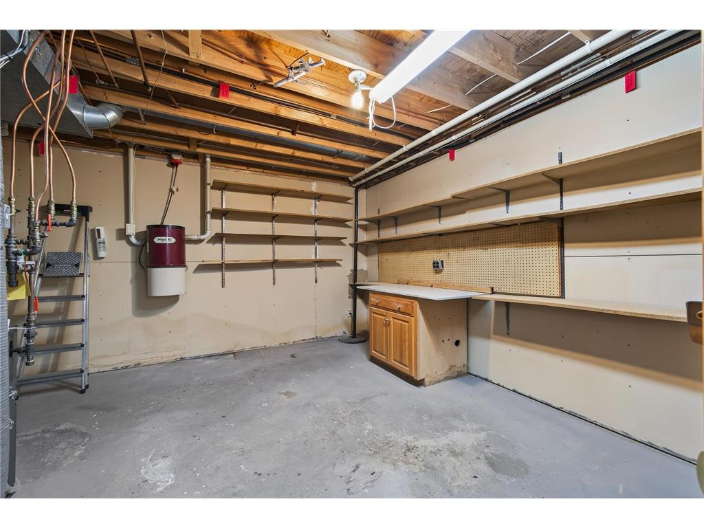 1692 Kerry Lane Woodbury MN 55125 7051204 image35