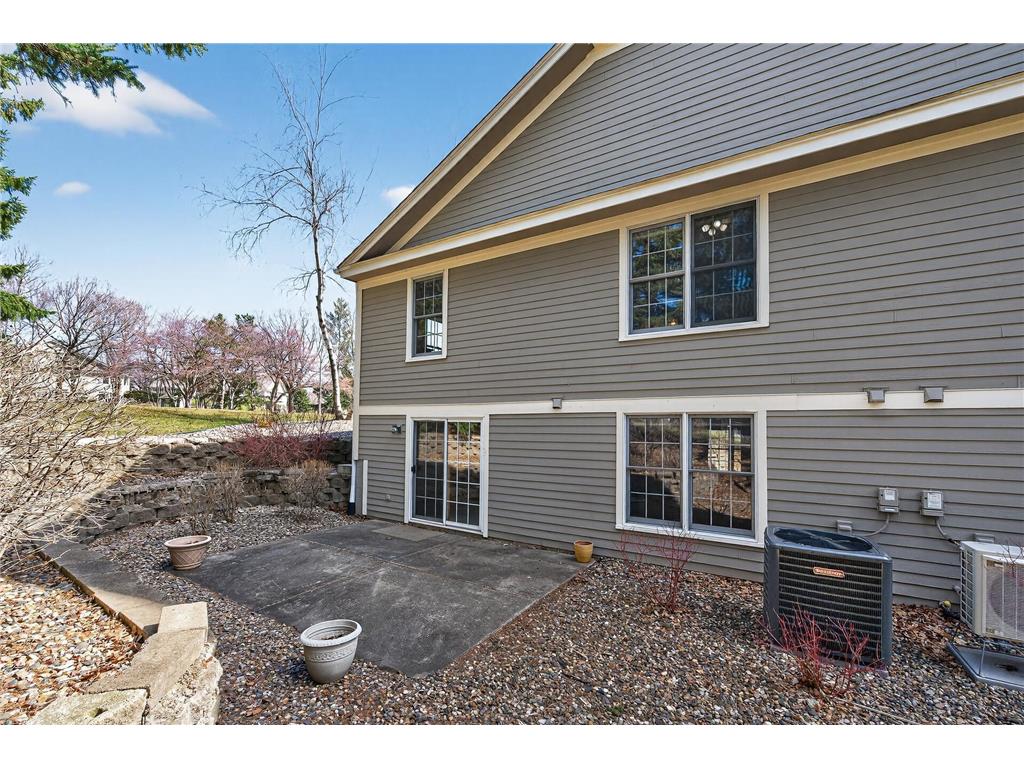 1692 Kerry Lane Woodbury MN 55125 7051204 image44