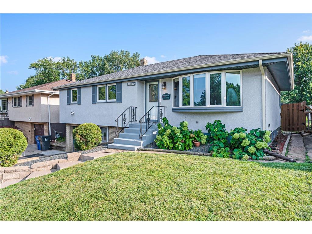 1692 Leone Avenue Saint Paul MN 55106 6609352 image1