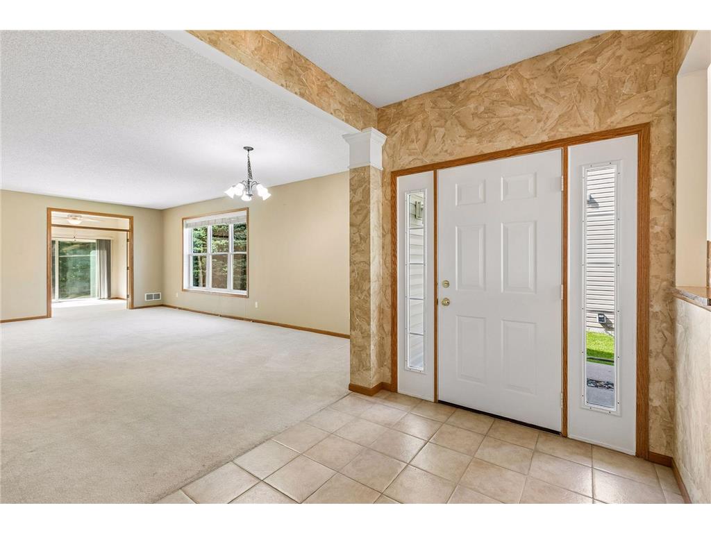 1692 Oakbrooke Way Eagan MN 55122 7077590 image11