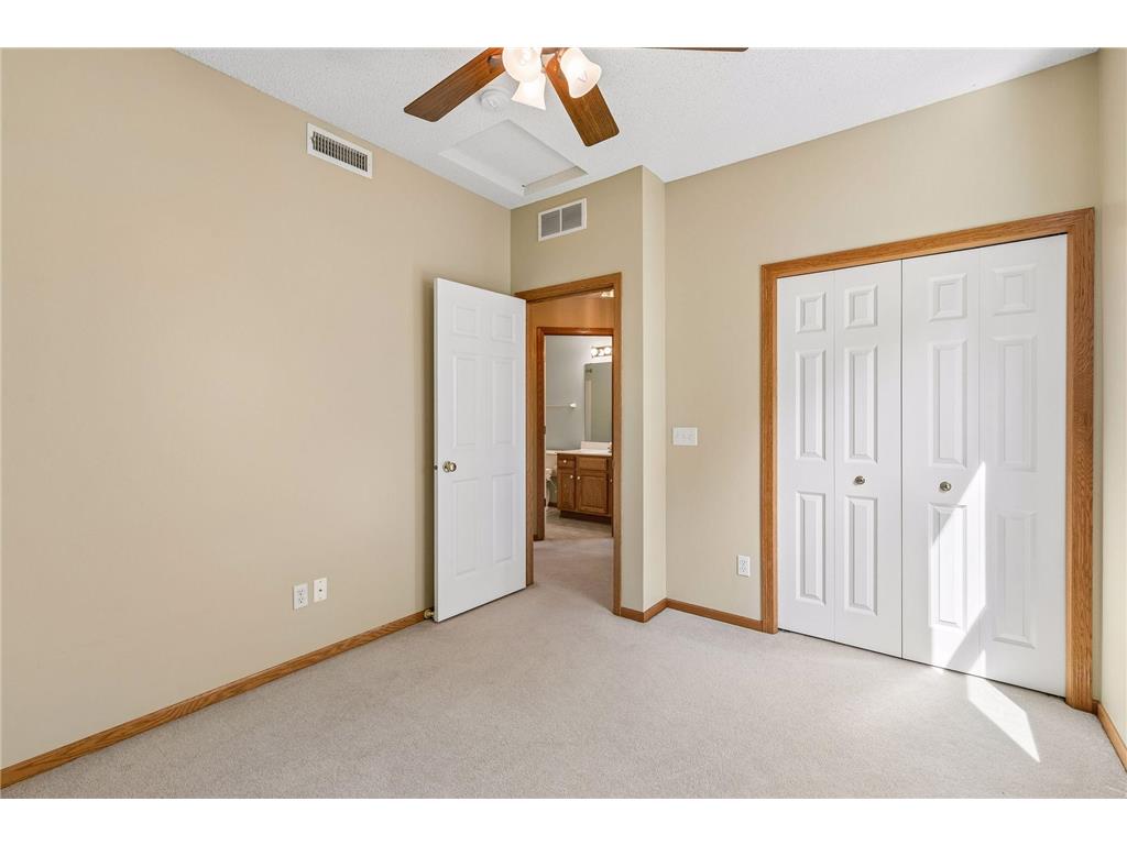 1692 Oakbrooke Way Eagan MN 55122 7077590 image31