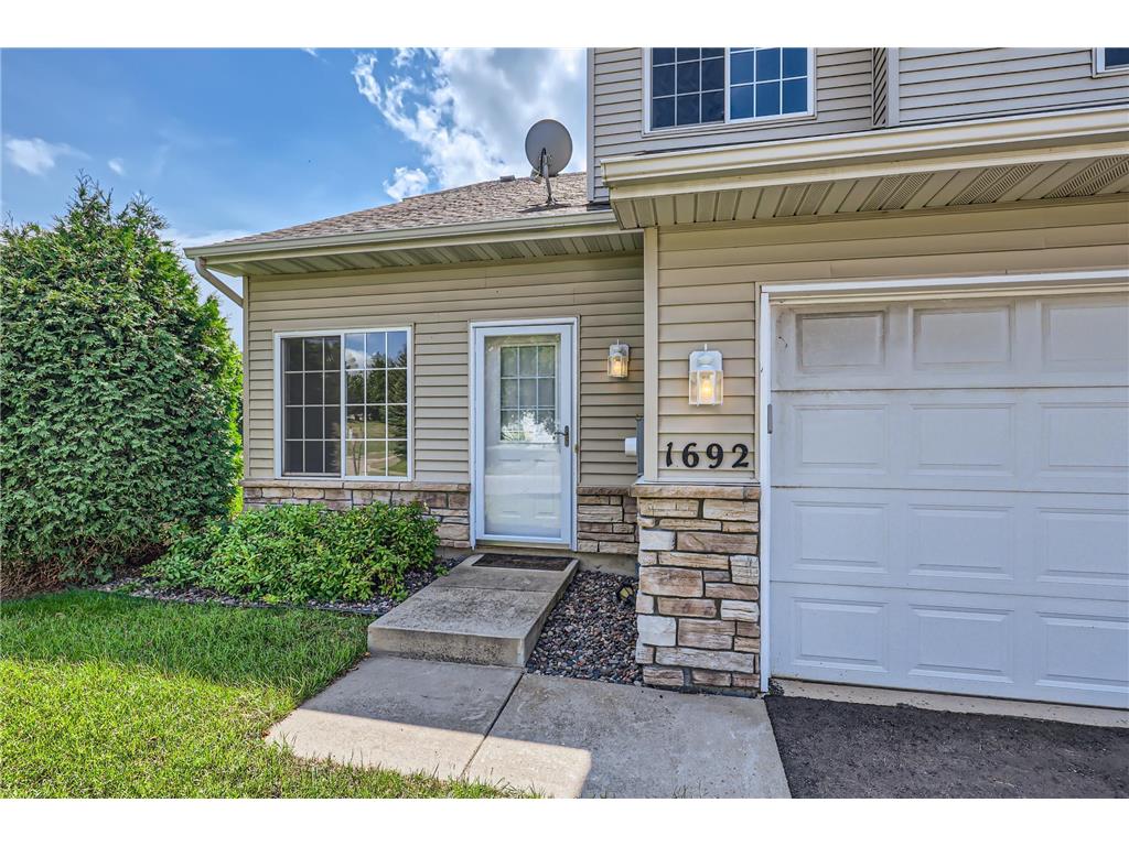 1692 Patriot Lane, Waconia, MN, 55387 MLS 6411184 Edina Realty