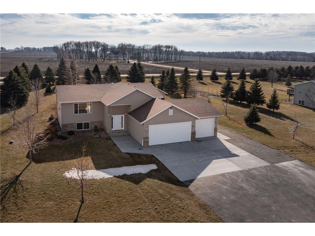 16921 739th Street, Hayfield, MN, 55940 MLS 6486340 Edina Realty