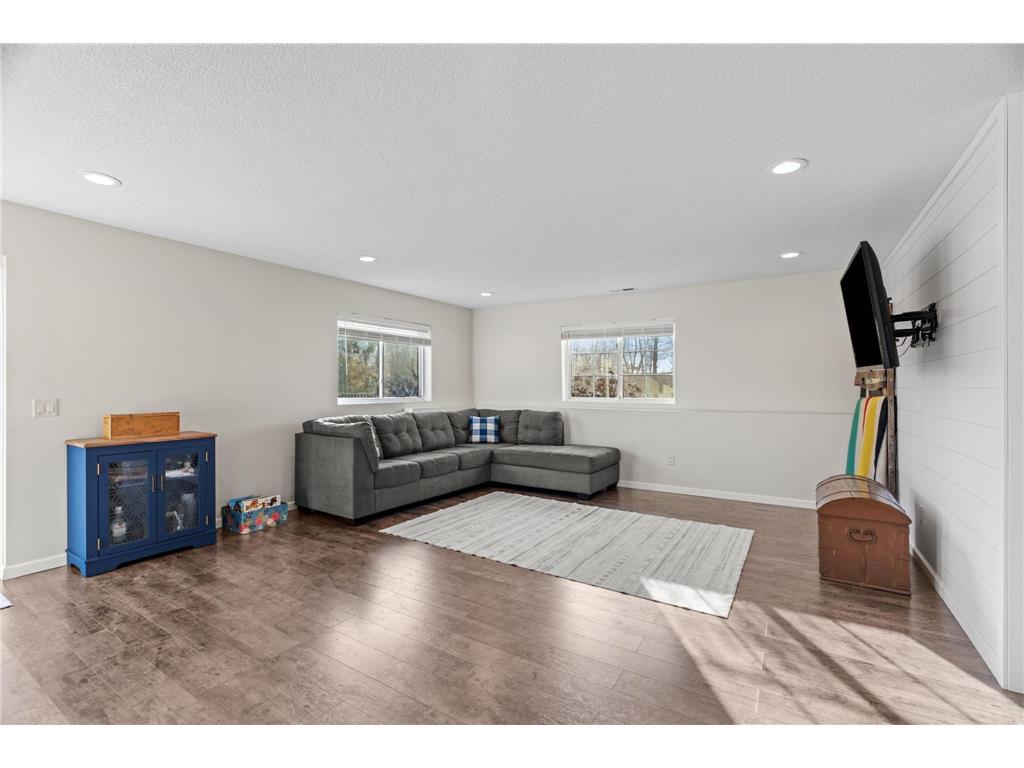 16921 Vickers Street NE Ham Lake MN 55304 7004704 image31