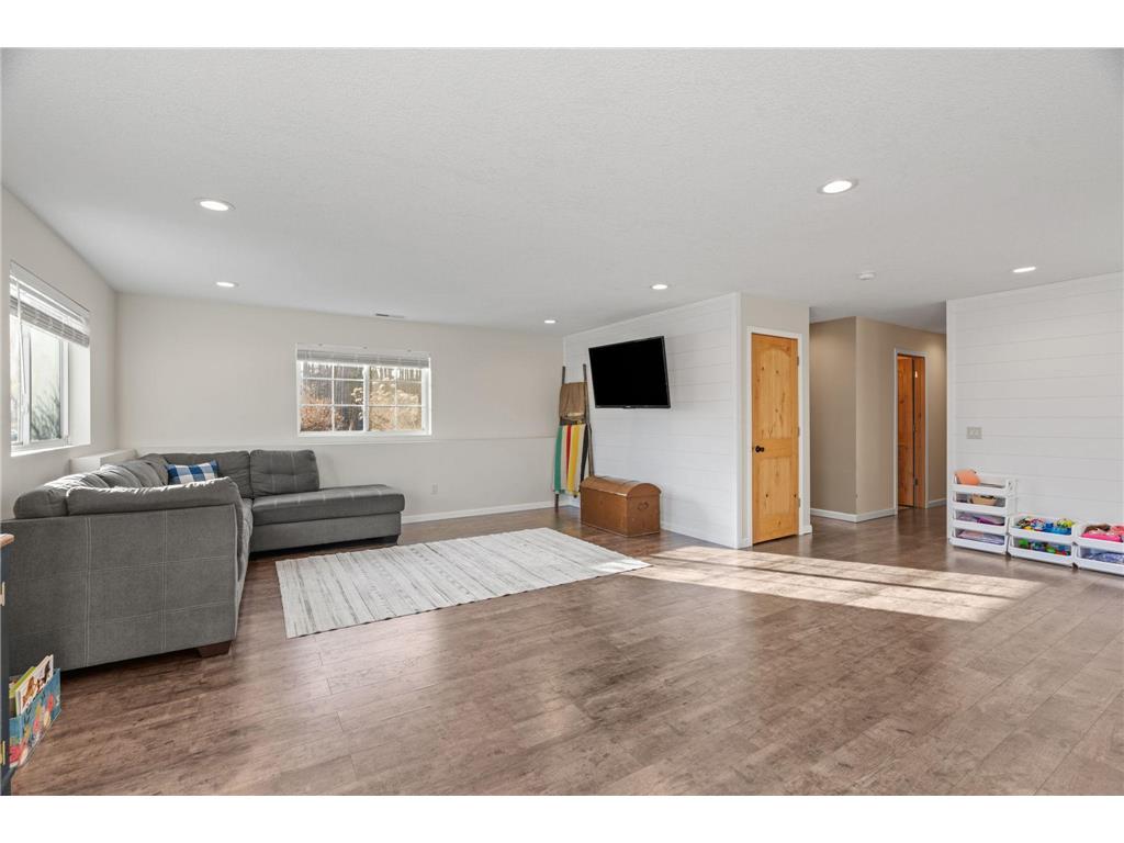 16921 Vickers Street NE Ham Lake MN 55304 7004704 image32