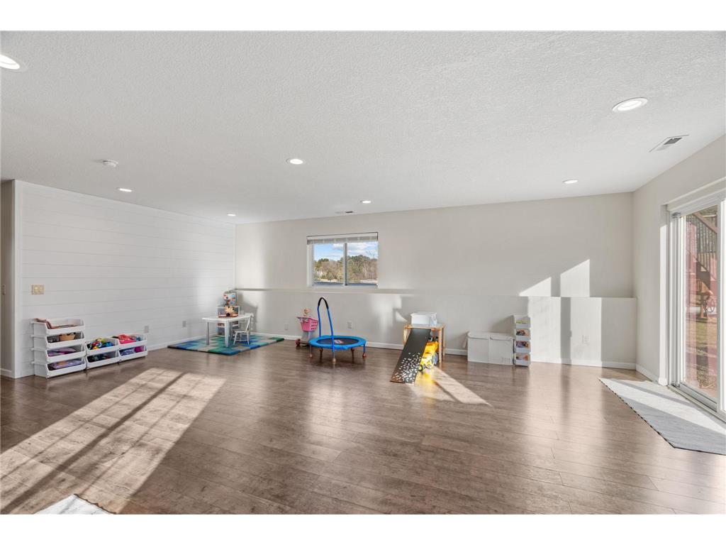 16921 Vickers Street NE Ham Lake MN 55304 7004704 image34
