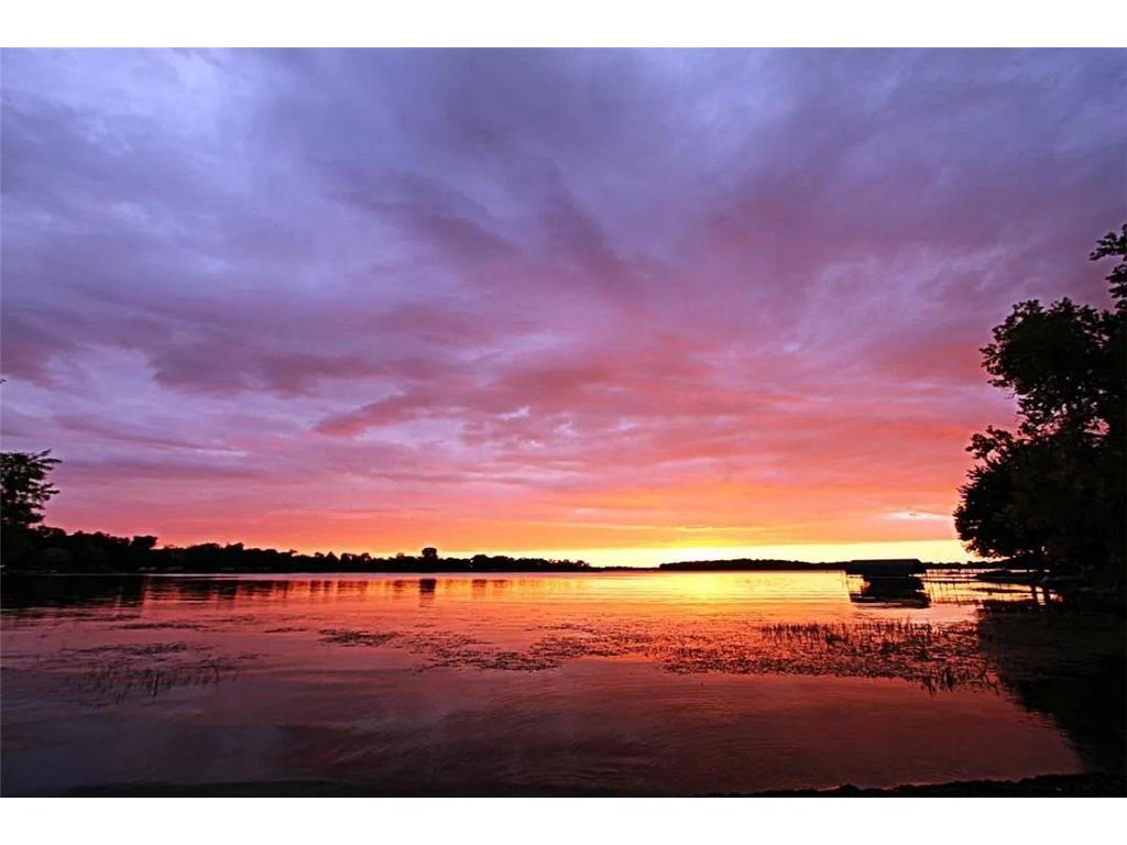16926 Grays Bay Boulevard Minnetonka MN 55391 - Lake Minnetonka 7059946 image8