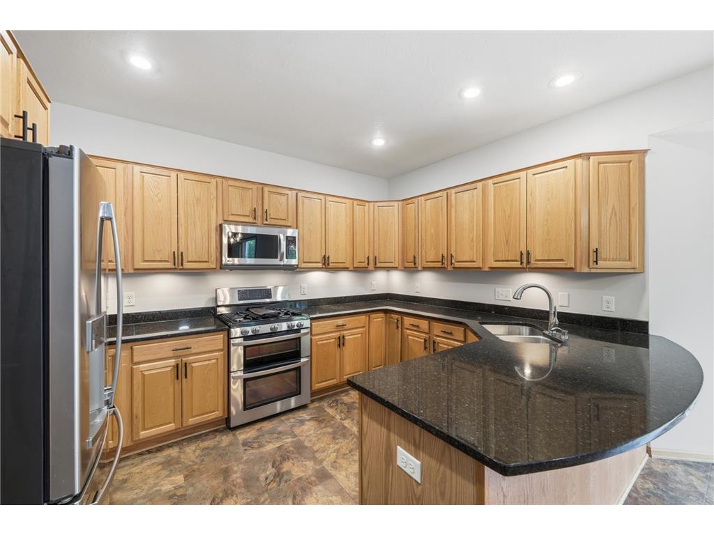 1693 Windsor Drive S Shakopee MN 55379 7072783 image3