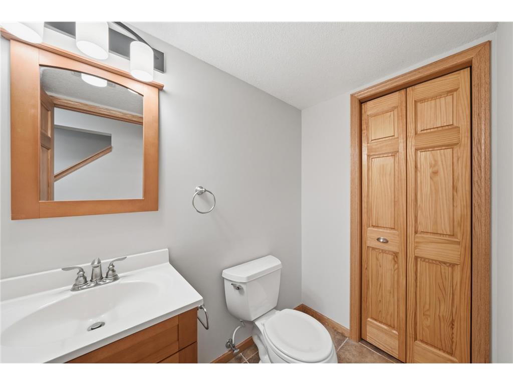 1693 Windsor Drive S Shakopee MN 55379 7072783 image37