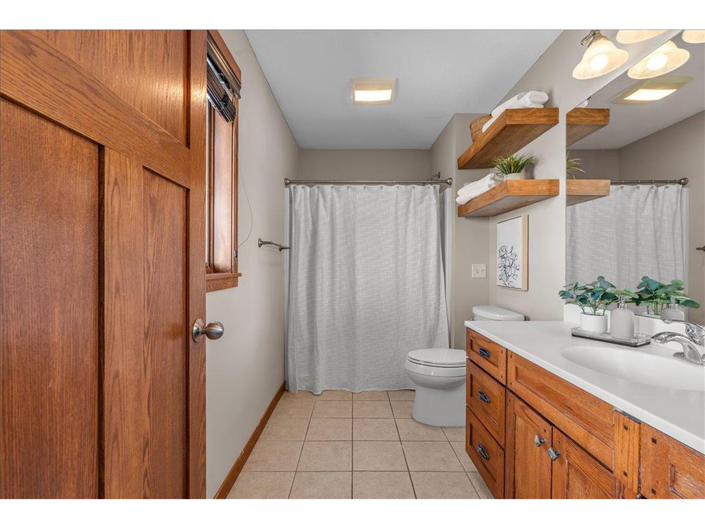 16931 E Lake Drive Lakeville MN 55044 7081344 image34